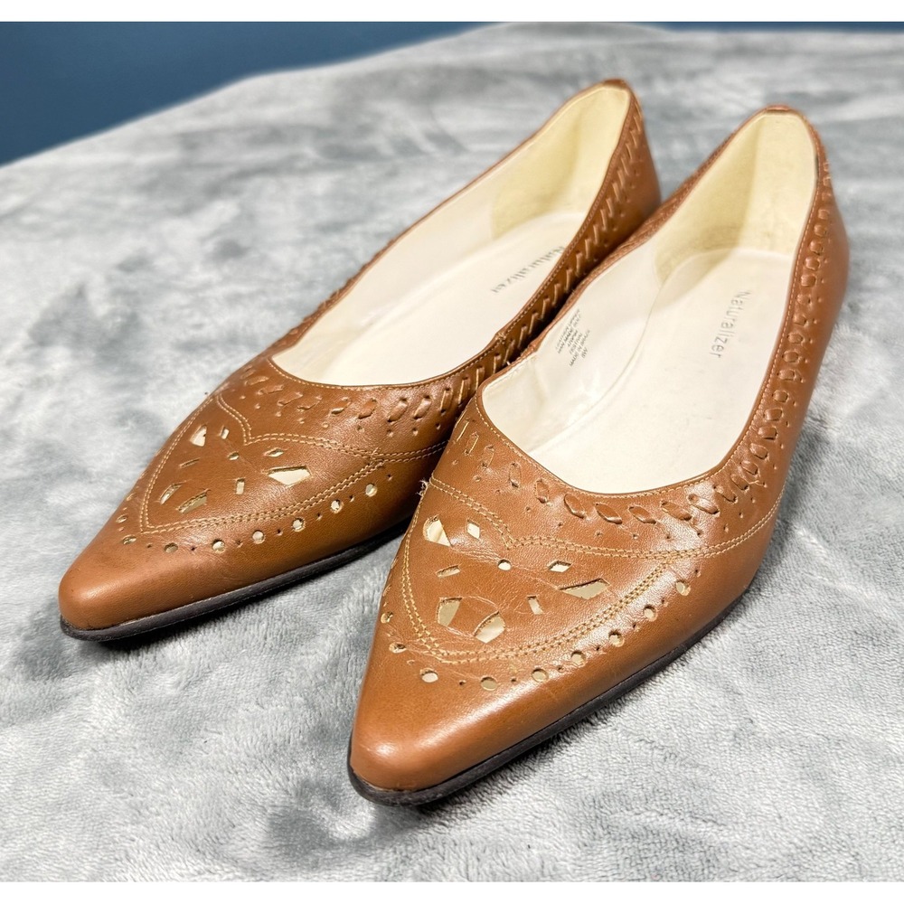 Naturalizer Festival Flats Womens 8 W Brown Leather Cutout Pointed Toe